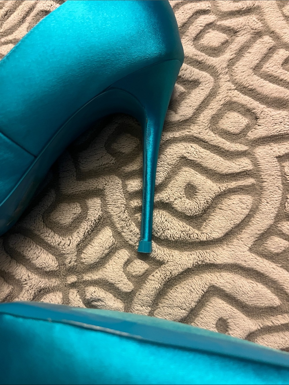 ALDO Women's Teal Pointed-Toe Satin Pumps - Picture 13 of 13